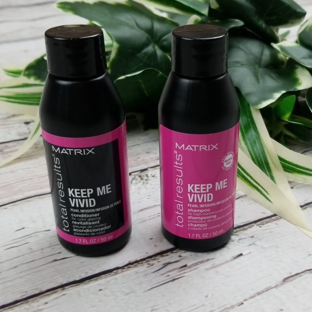 Matrix Keep Me Vivid Travel Set